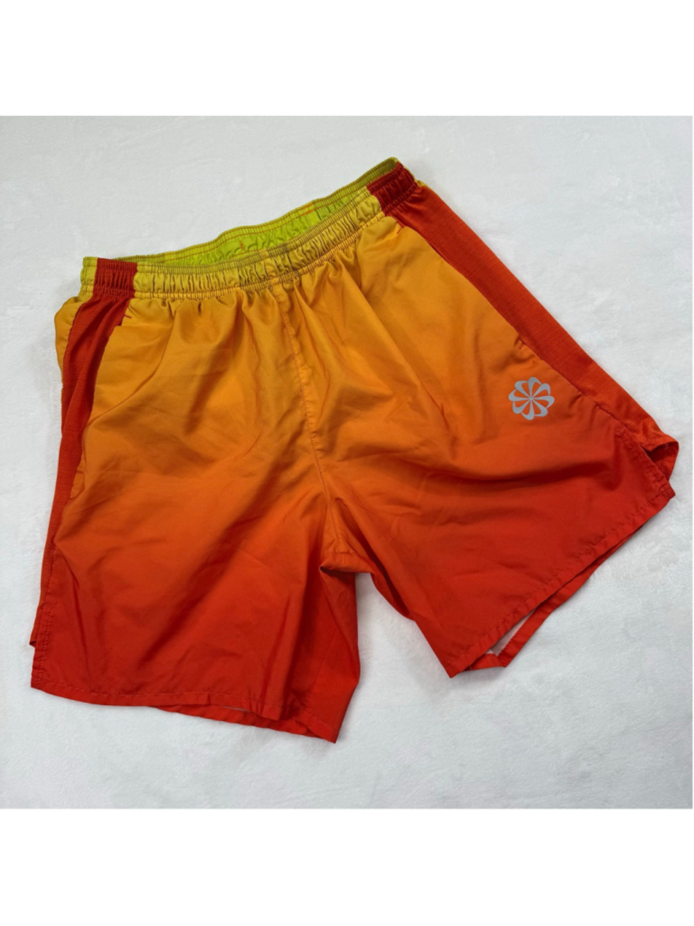 Nike Dri-FIT Running Shorts Mens Large Orange Ombre 7 Inseam Athletic Workout